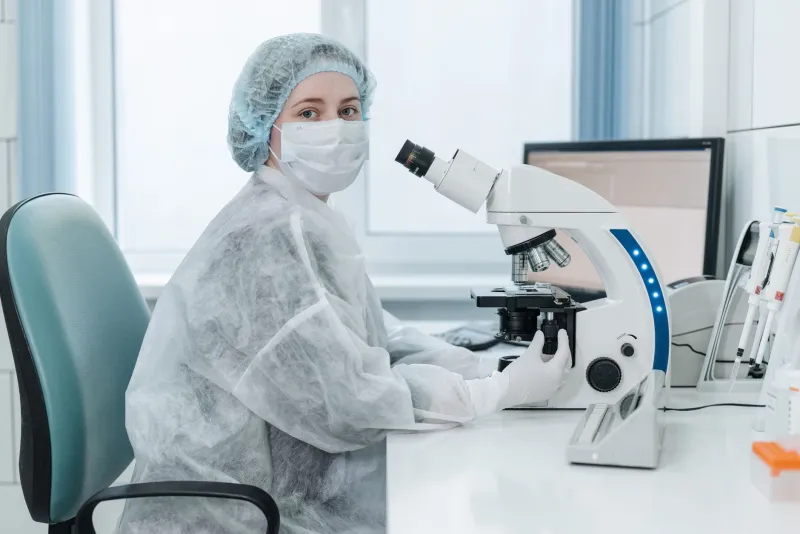 Wards Before Workbenches: The Slow Retreat of Laboratory Science from Britain's Teaching Hospitals